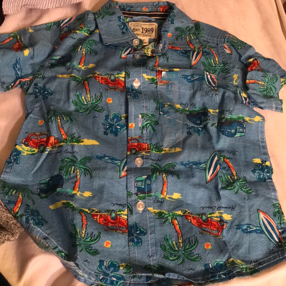 Children’s place button down shirt w/front pocket